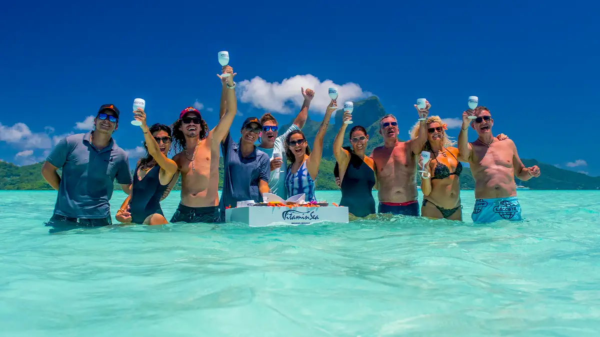Floating bar experience in Bora Bora lagoon